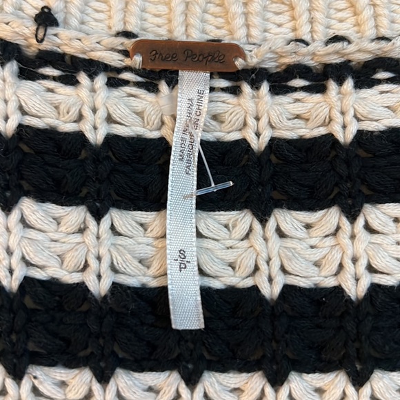 Free People Oversized Striped Knit Sweater Size S - Picture 3 of 6